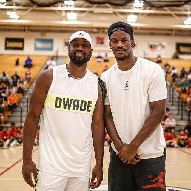 东亚锦U15半场：沢口荣太破门，中国U15暂0-1日本（东亚U15锦标赛半场：沢口荣太建功，中国U15暂以0-1落后日本）